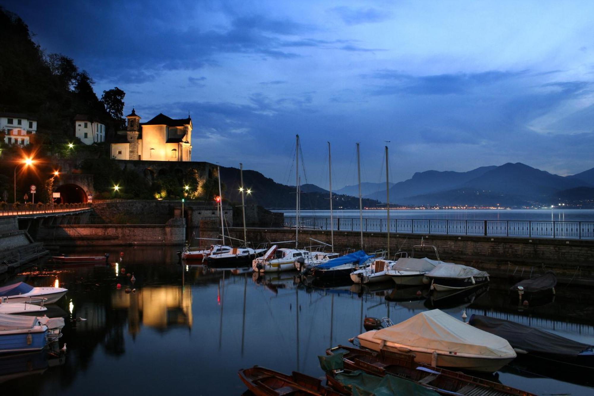 Casa Del Borgo "Terra & Fuoco" Sul Lago Maggiore Maccagno Exterior foto
