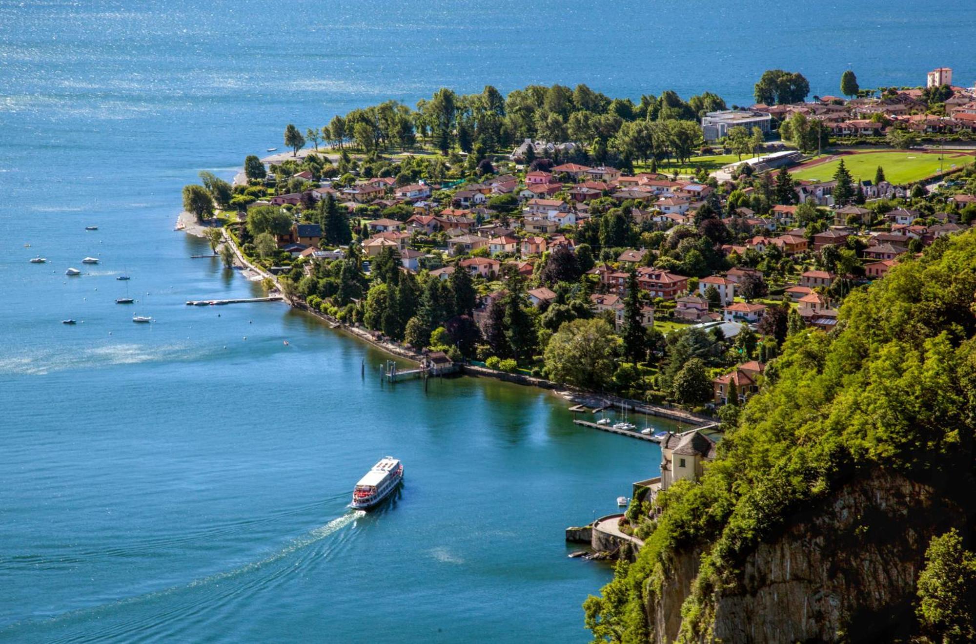 Casa Del Borgo "Terra & Fuoco" Sul Lago Maggiore Maccagno Exterior foto