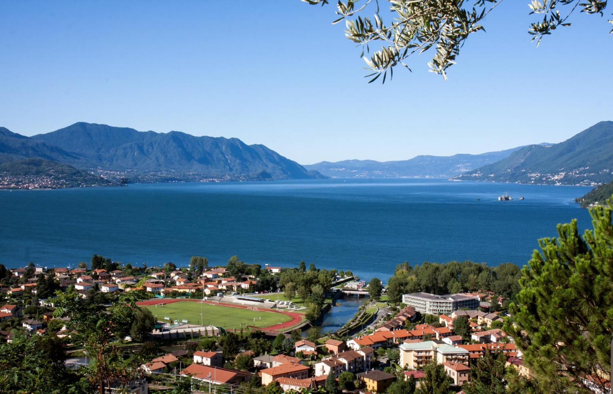 Casa Del Borgo "Terra & Fuoco" Sul Lago Maggiore Maccagno Exterior foto
