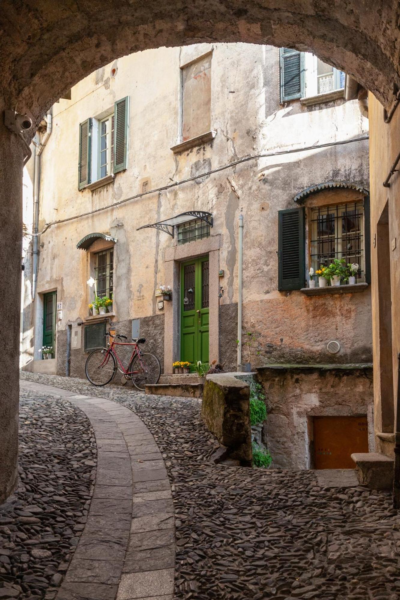 Casa Del Borgo "Terra & Fuoco" Sul Lago Maggiore Maccagno Exterior foto