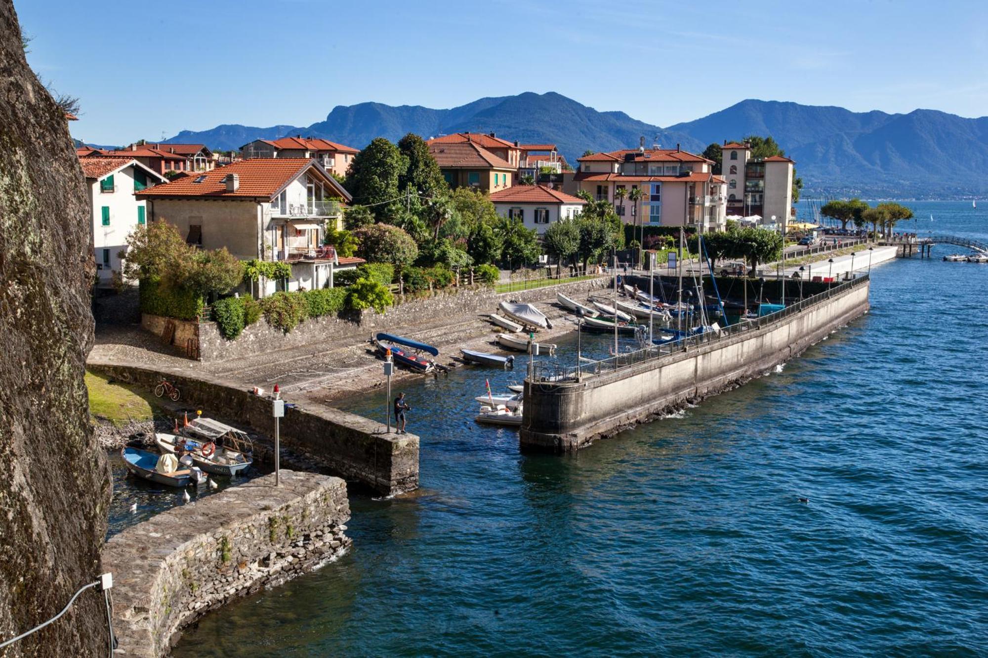 Casa Del Borgo "Terra & Fuoco" Sul Lago Maggiore Maccagno Exterior foto