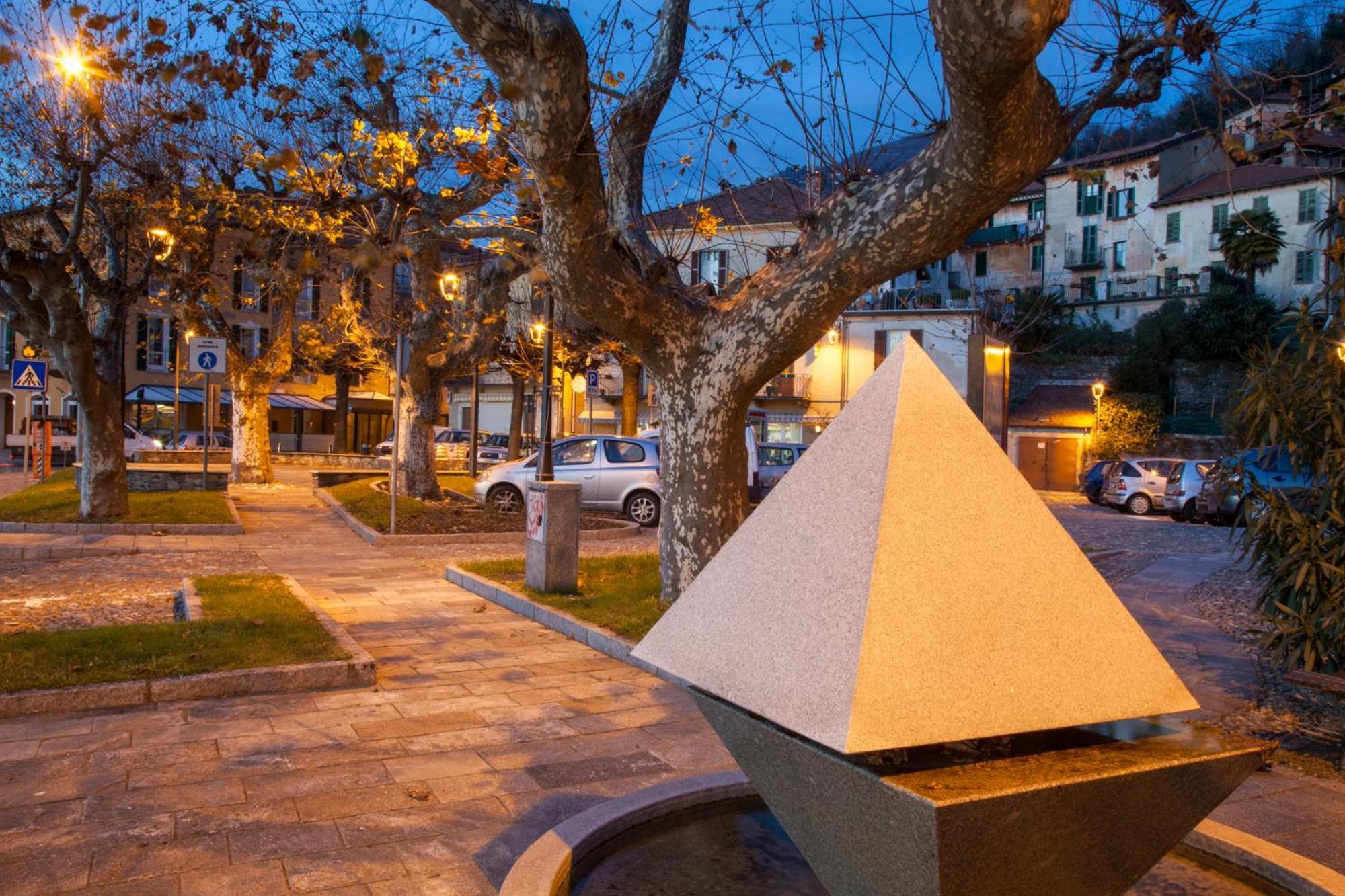 Casa Del Borgo "Terra & Fuoco" Sul Lago Maggiore Maccagno Exterior foto